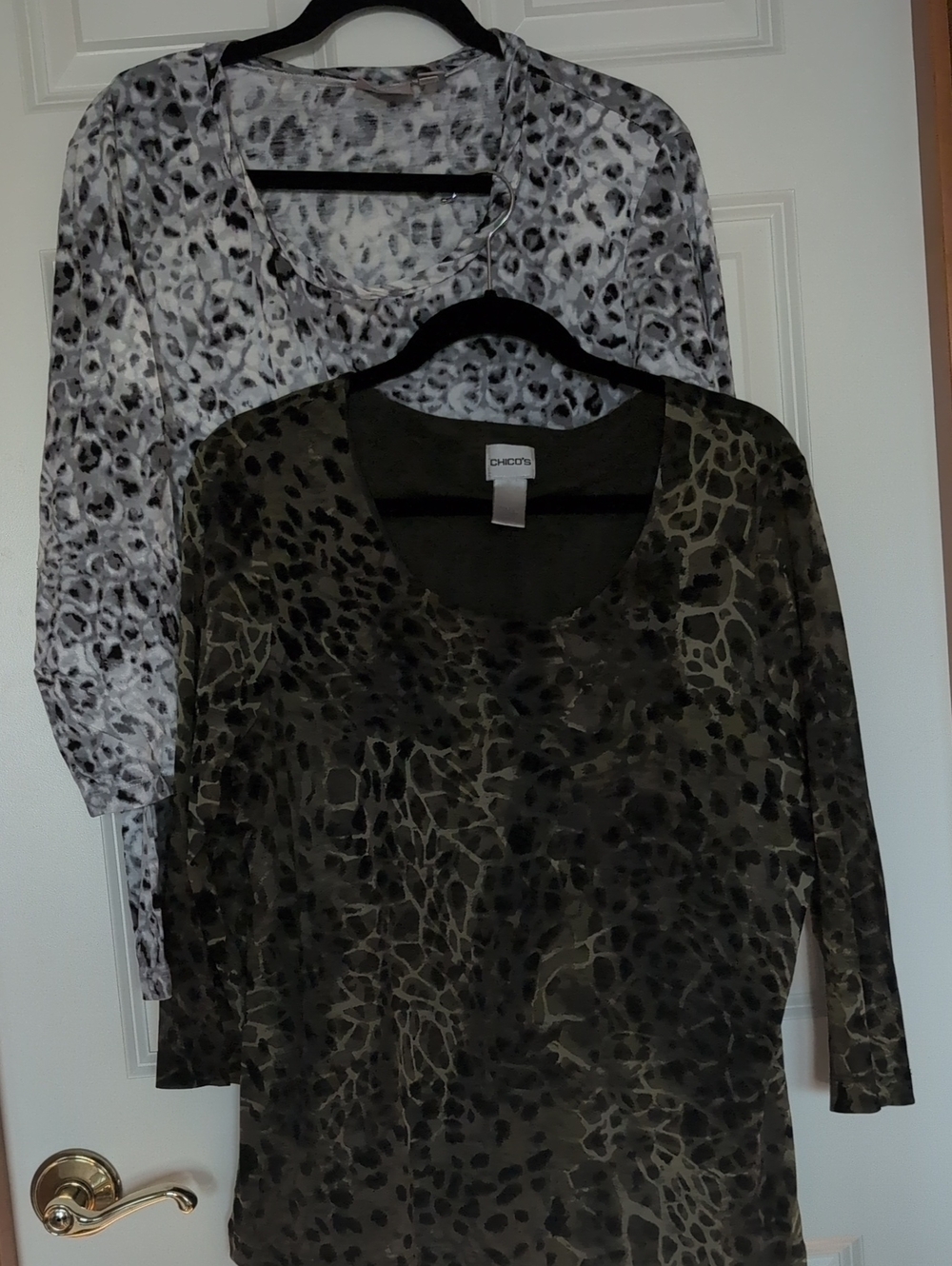 Two Chicos Tops. Animal Print Long Sleeve Scoop Neck Size 3.